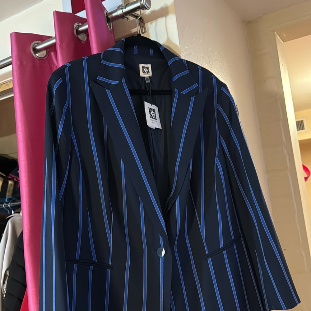 Navy and light blue blazer